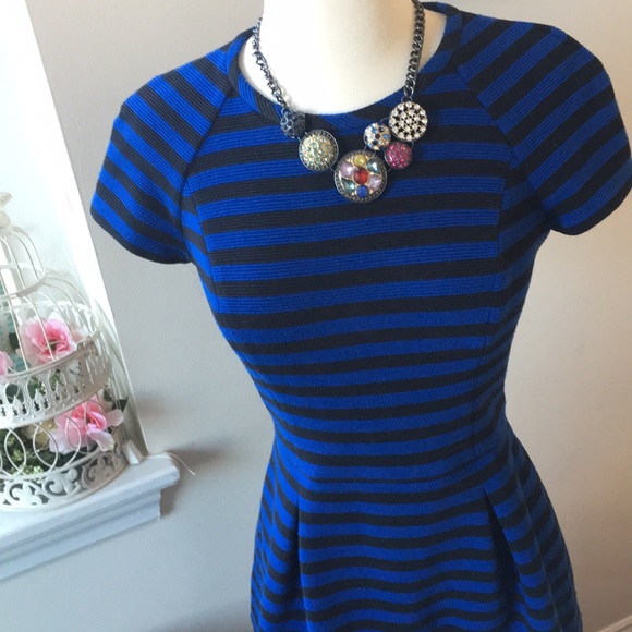 Banana Republic Dresses & Skirts - Banana Republic black and blue stripes size 4P